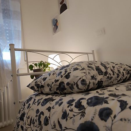 Angela Guest House In Centro Storico コネリアーノ エクステリア 写真